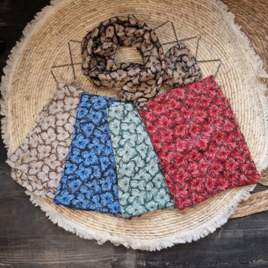 SAHANA foulard épais motifs fleurs