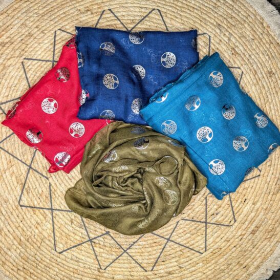 Foulard uni avec motifs ARBRE DE VIE argenté