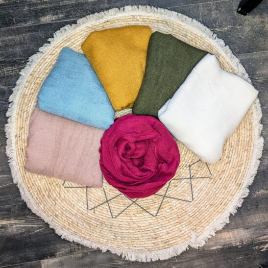 NAEL écharpe fine et chaude unie