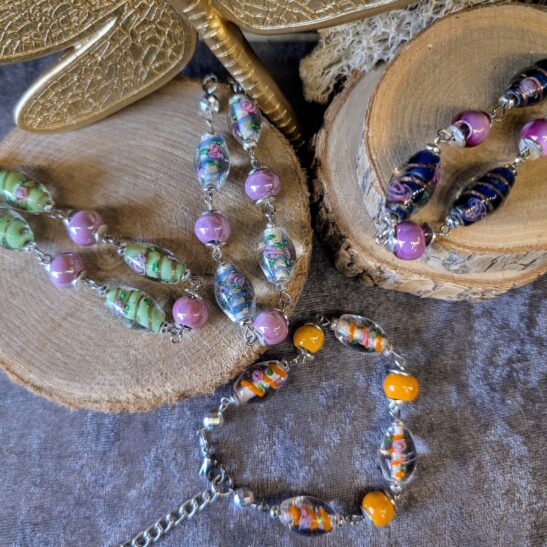 ABIGAEL bracelet perles en verre fleuries