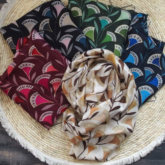 JACQUELINE foulard motif original nature abstraite