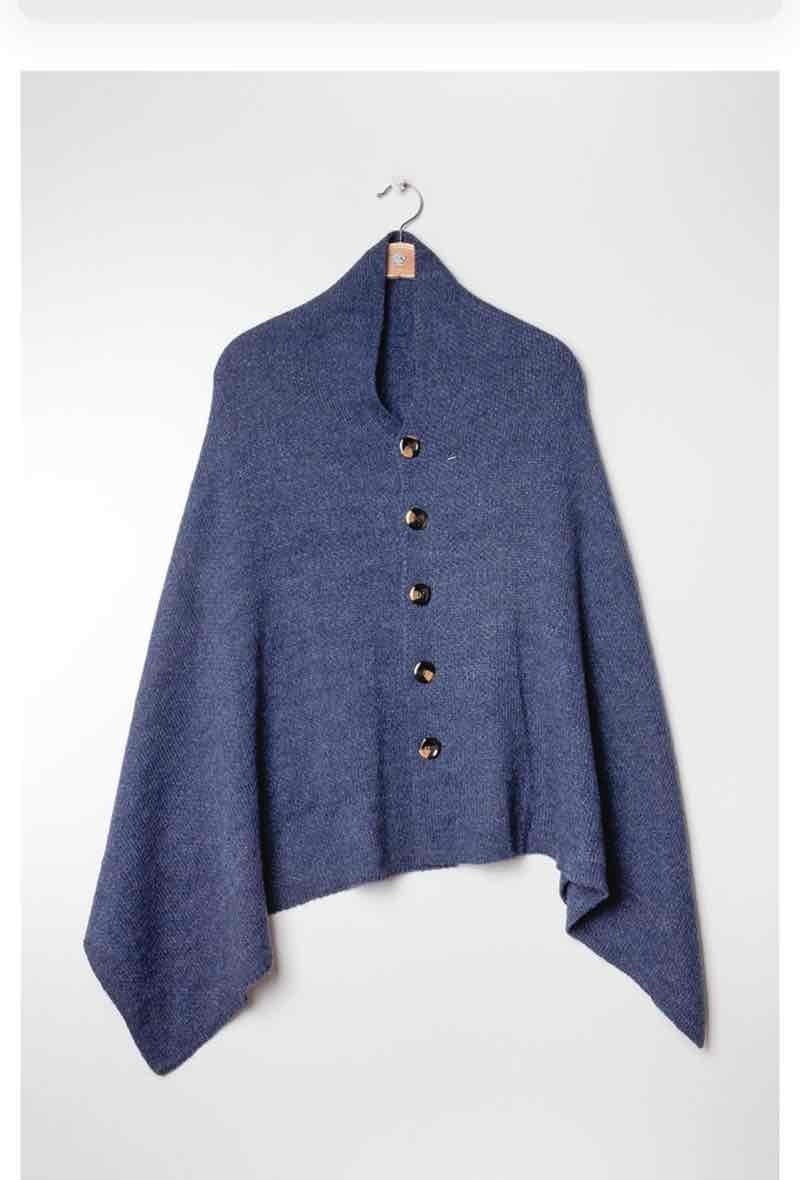poncho-modulable-boutons-laine-alpaga-chaleur-douceur-idee-cadeau-original (1)
