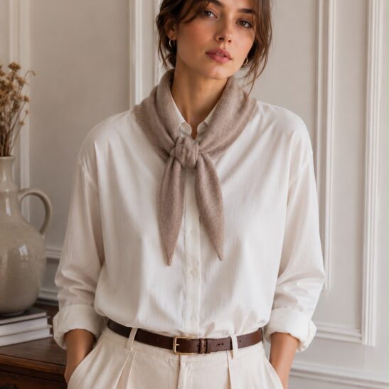 LYDIA petit foulard triangle lainé